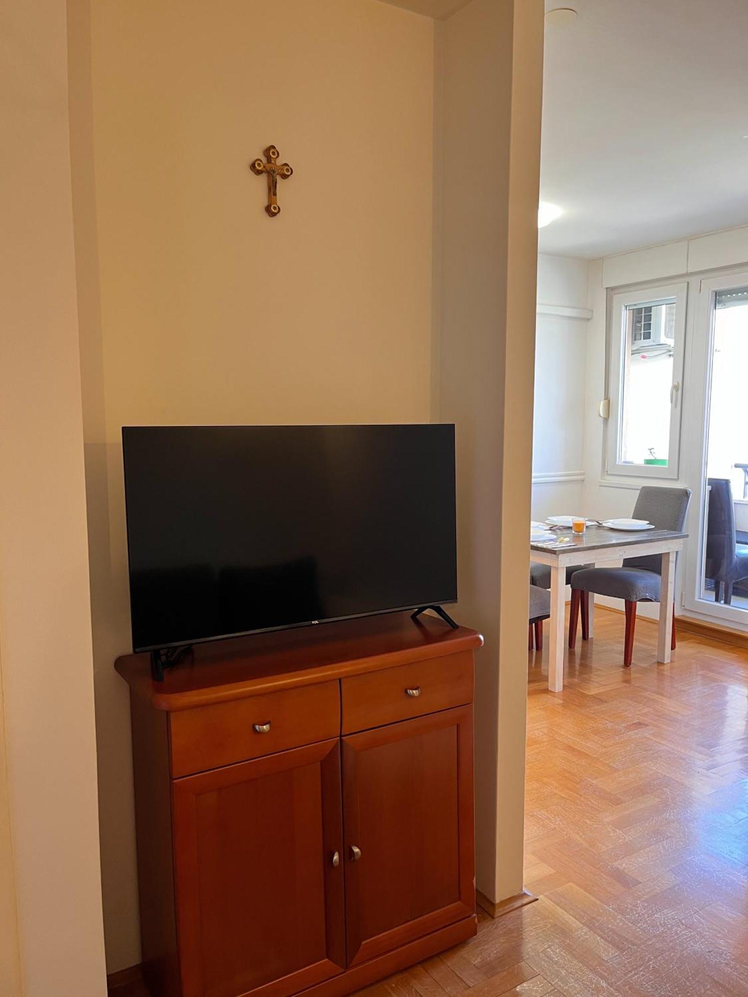 Deliri With Private Parking Appartement Split